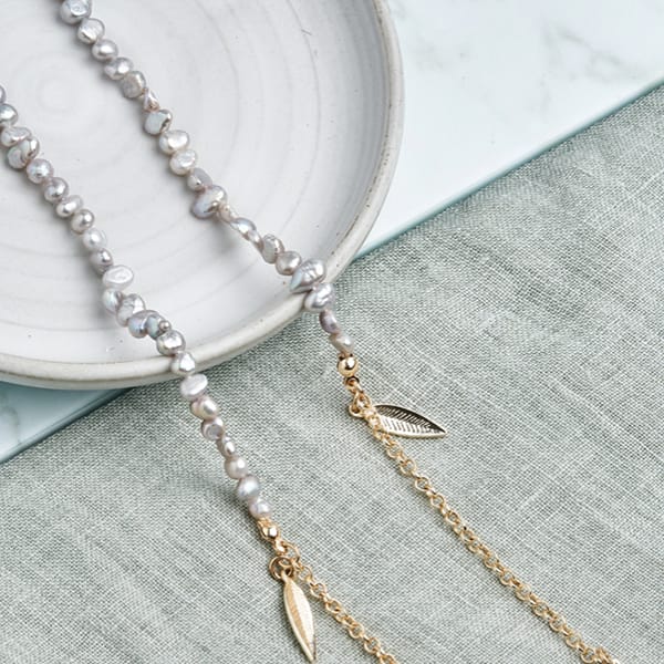Pearl chain outlet necklace
